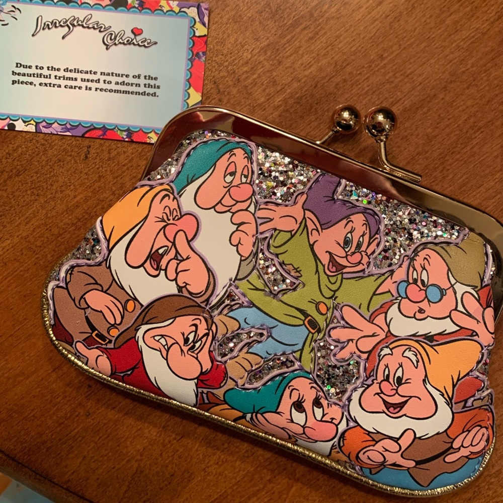 Disney coin purse 👛
